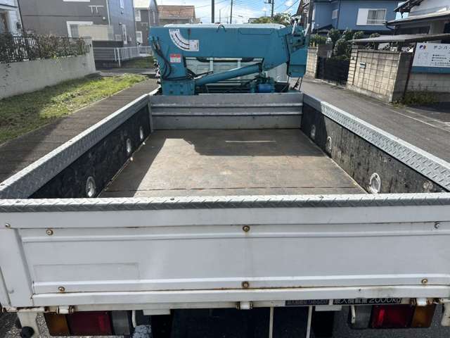 Isuzu Elf 3