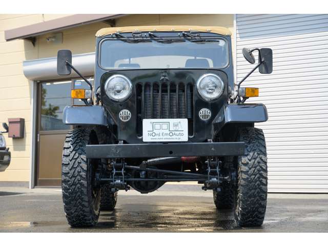 Mitsubishi Jeep 12