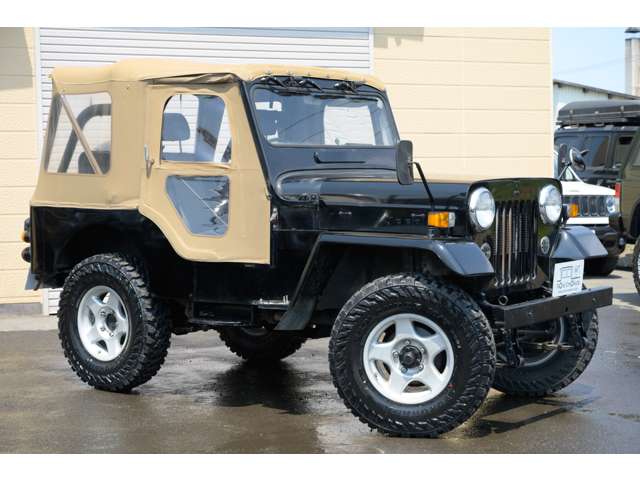 Mitsubishi Jeep 7