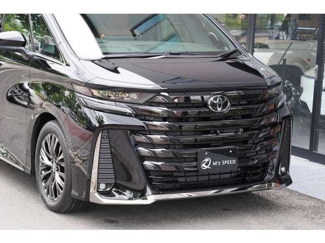 Toyota Vellfire 10