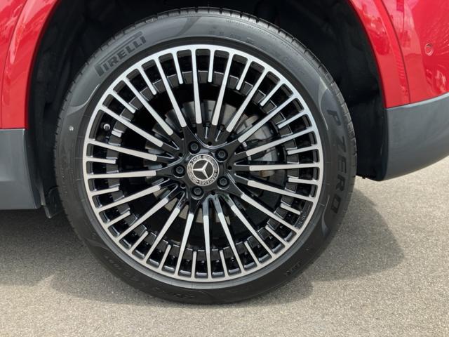 Mercedes-Benz EQA 8
