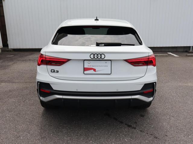 Audi Q3 Sportback 6