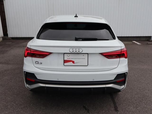 Audi Q3 Sportback 6