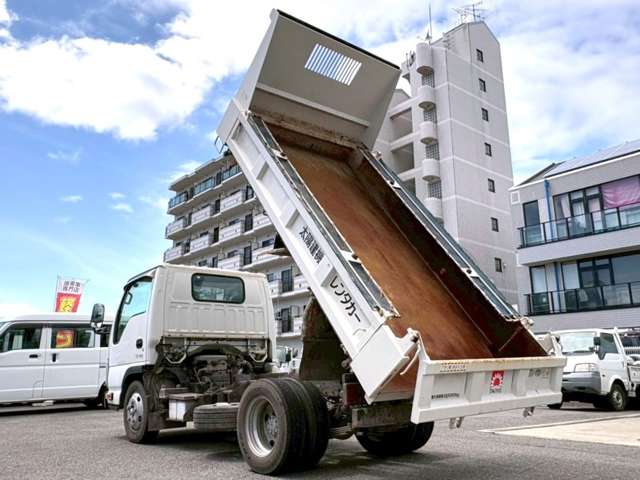 Isuzu Elf 11