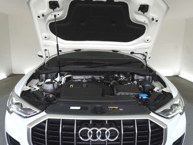 Audi Q3 7