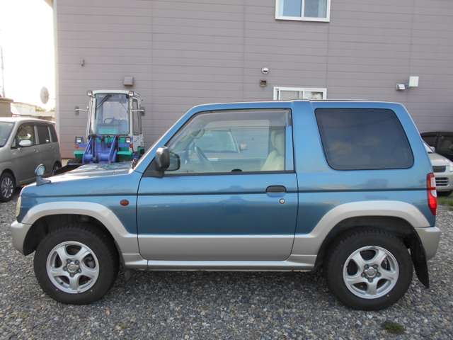 Mitsubishi Pajero Mini 4