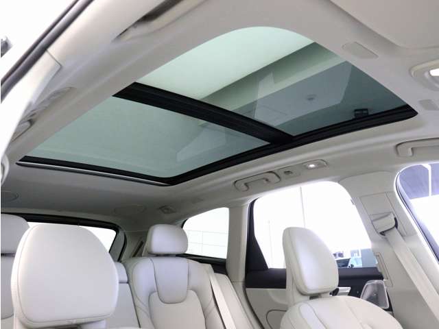 Volvo XC60 5