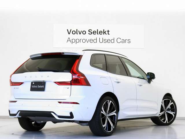 Volvo XC60 8