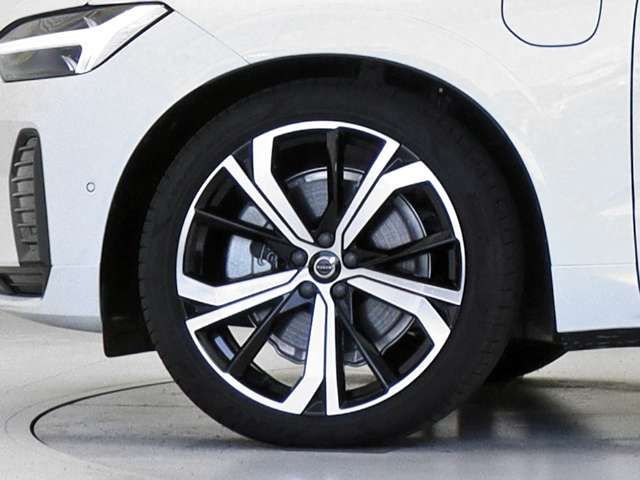 Volvo XC60 10