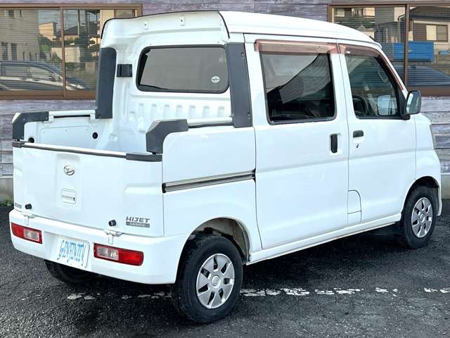 Daihatsu Hijet Deck Van 12