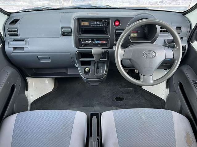 Daihatsu Hijet Deck Van 5