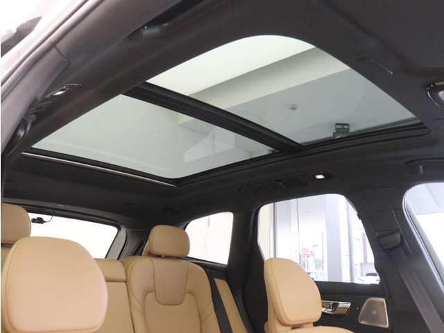 Volvo XC60 5