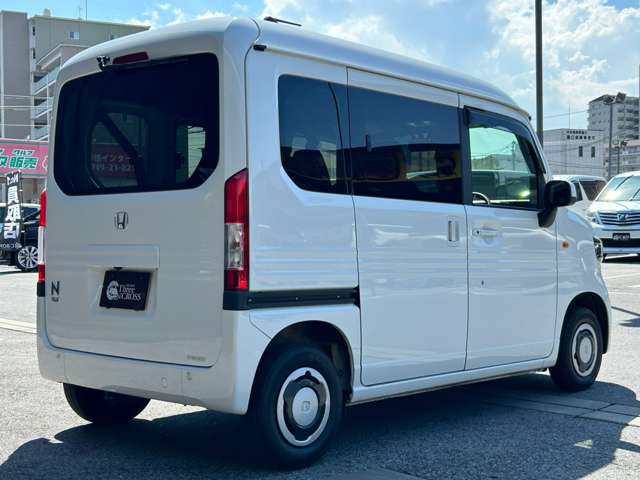 Honda N-VAN 12