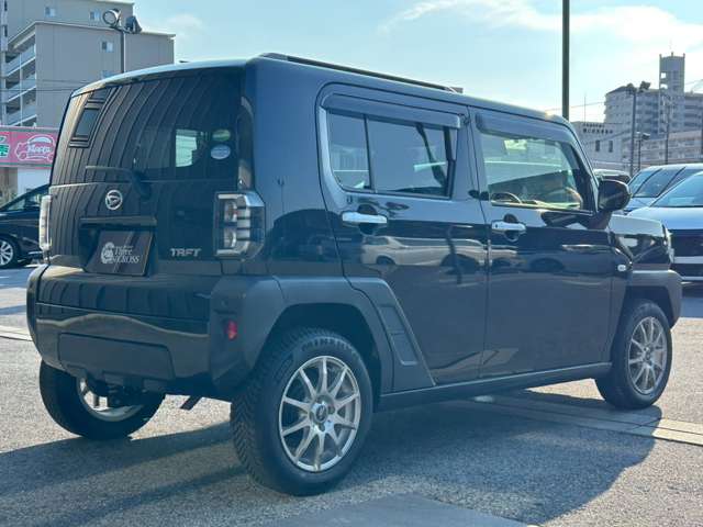 Daihatsu Taft 12
