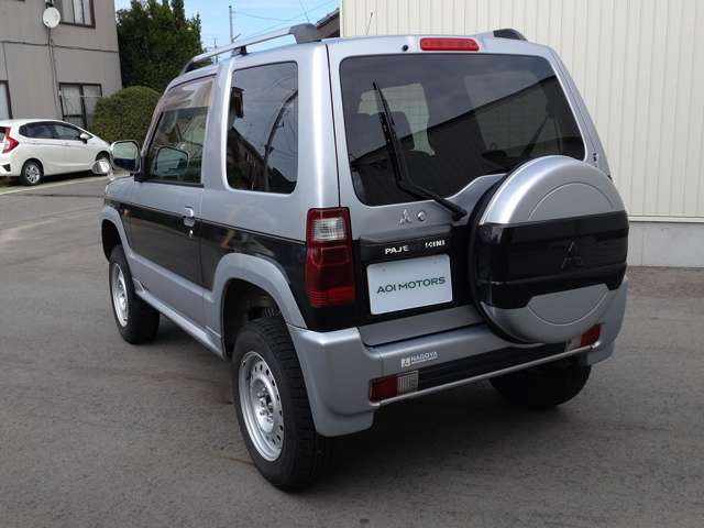 Mitsubishi Pajero Mini 7