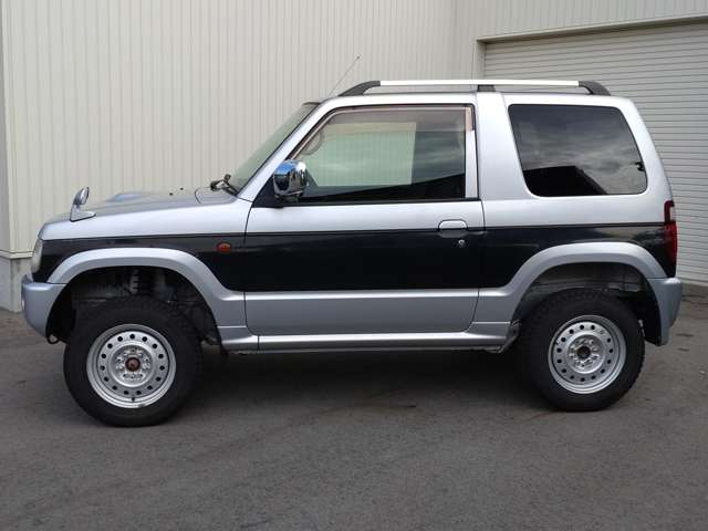Mitsubishi Pajero Mini 8