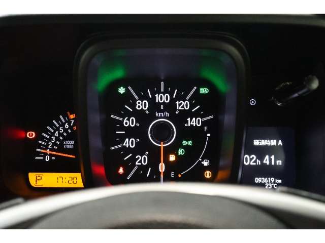 Honda N-VAN 8