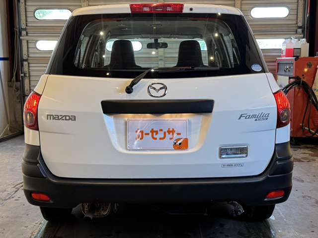 Mazda Familia Van 14