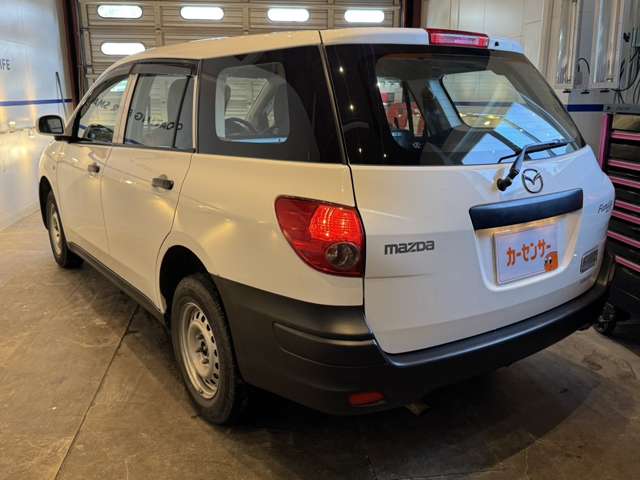 Mazda Familia Van 12