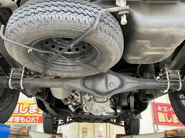 Suzuki Carry Truck 11