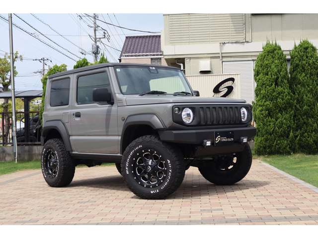 Suzuki Jimny 3