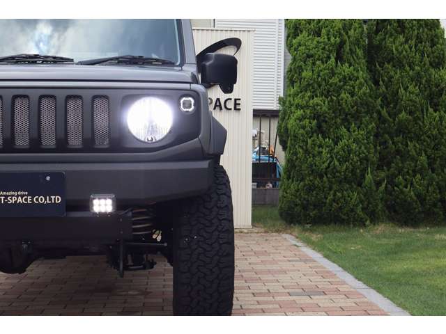 Suzuki Jimny 10