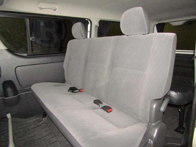Toyota Regius Ace 8
