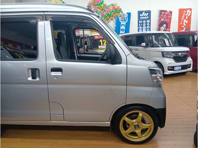 Toyota Pixis Van 7