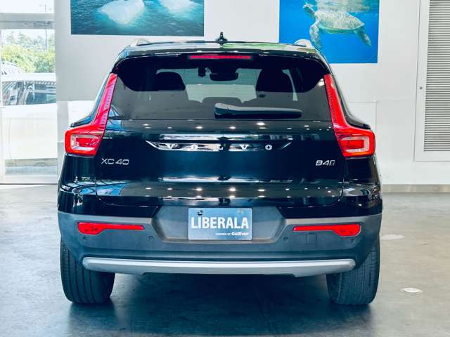 Volvo XC40 10