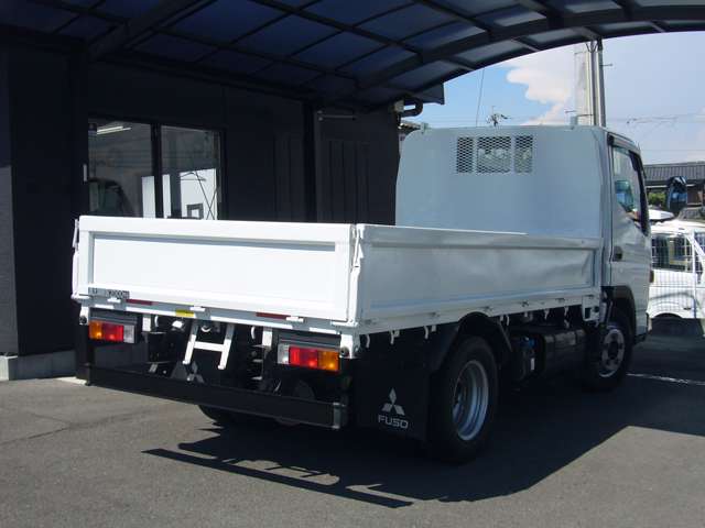 Mitsubishi Fuso Canter 7