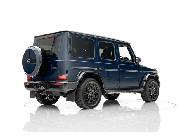 Mercedes-Benz G-Class 8