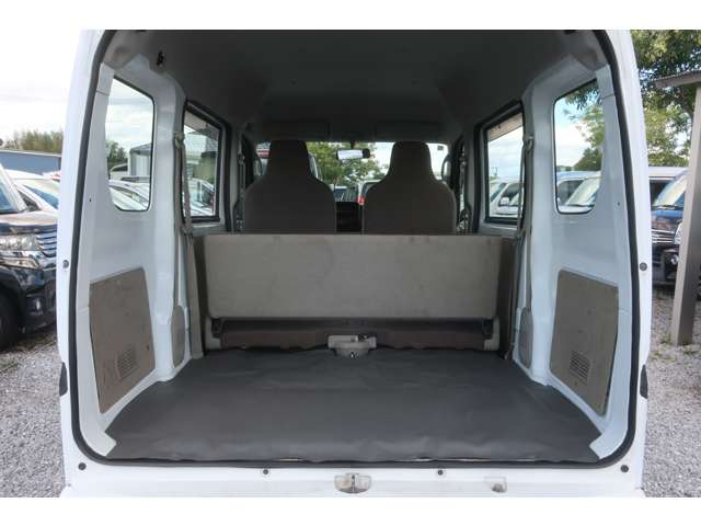 Nissan NV100 Clipper 11