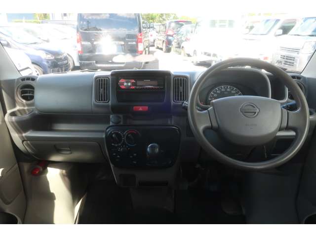 Nissan NV100 Clipper 3