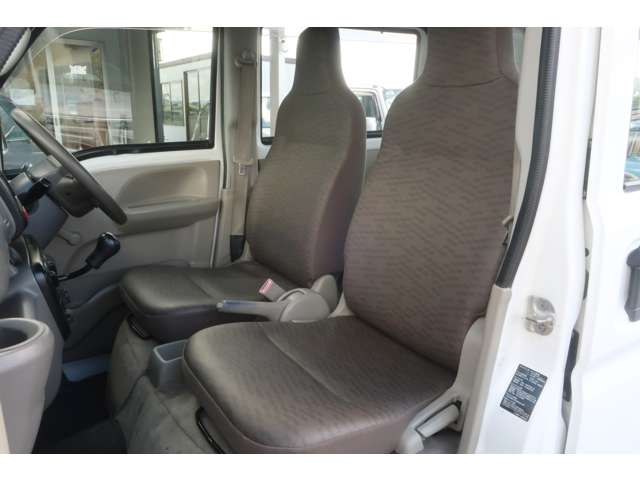 Nissan NV100 Clipper 8