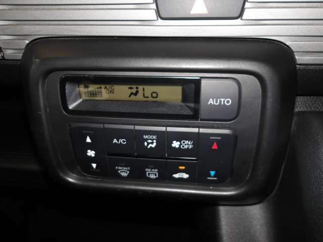 Honda N-VAN 8