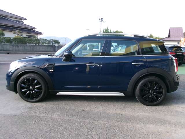 MINI Crossover 6