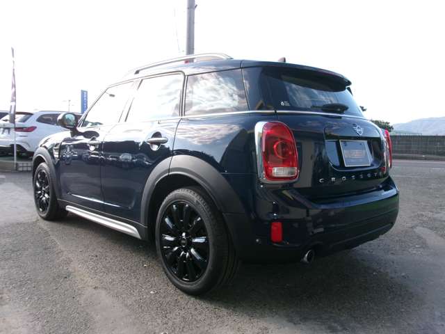 MINI Crossover 7