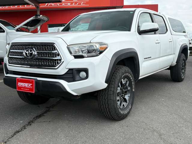 Toyota Tacoma 4