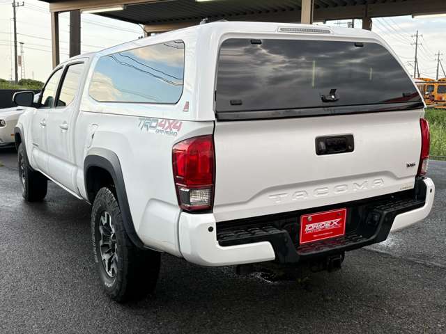 Toyota Tacoma 6