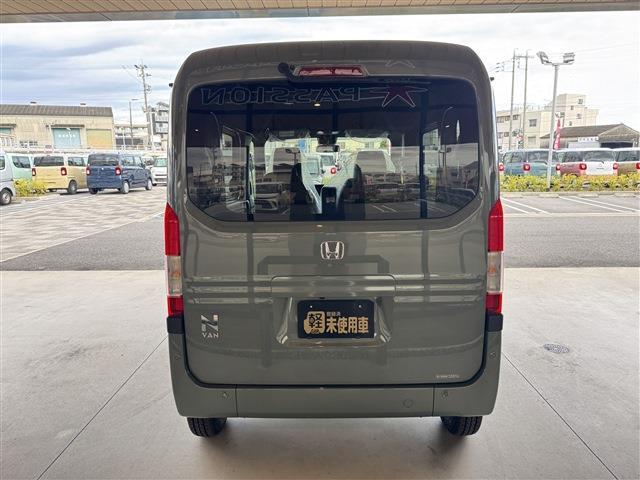 Honda N-VAN 10