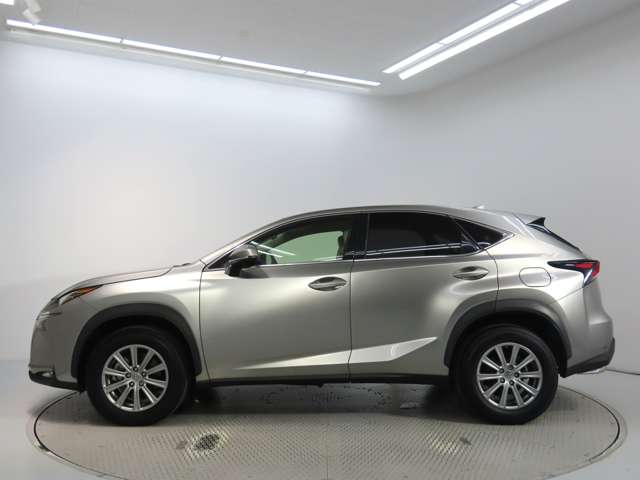 Lexus NX 2