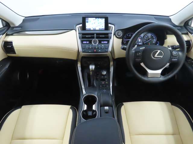 Lexus NX 9