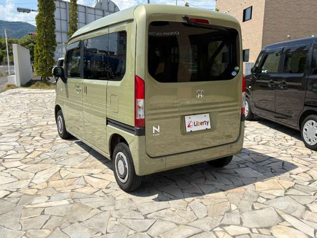 Honda N-VAN 9