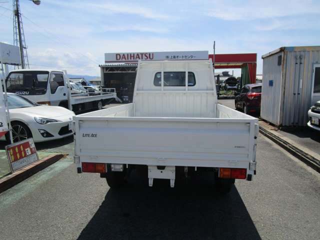 Toyota Light Ace Truck 5