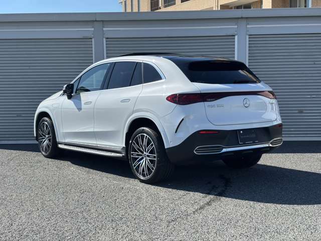 Mercedes-Benz EQE SUV 7