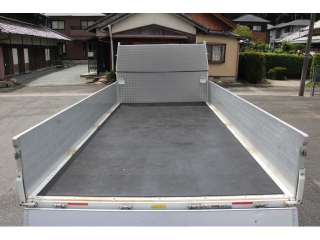 Mitsubishi Fuso Canter 7