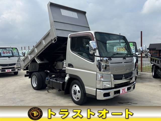 Mitsubishi Fuso Canter 7