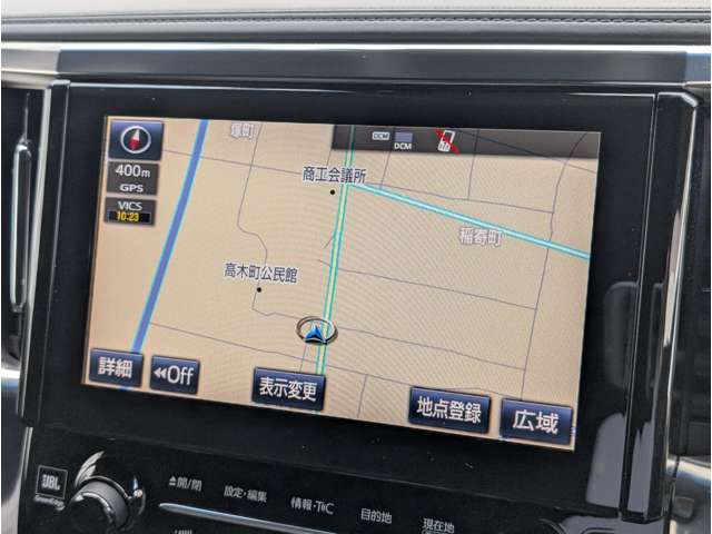 Toyota Alphard 4