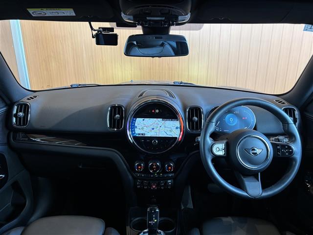 MINI Crossover 5