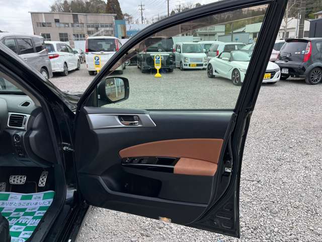 Subaru Exiga Crossover7 7
